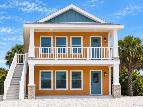 209 N 5th St, Flagler Beach, FL