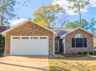 100 Crescent Cv, Thomasville, GA 31757