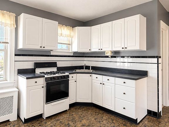 2nd image of 58-69 59th St #3