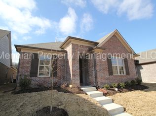 1559 Wynne Grove Dr, Cordova, TN 38016