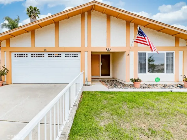 443 Garey Dr, Vista, CA 92084