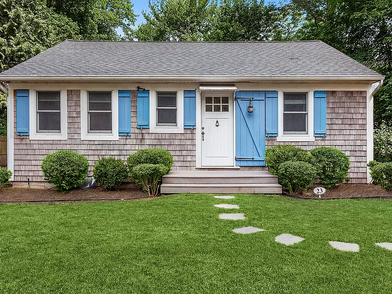 23 Town Ln — Photo 13