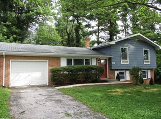 868 Hutcheson Dr, Blacksburg, VA 24060