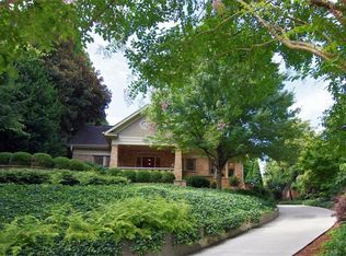 1243 Stillwood Dr NE, Atlanta, GA 30306