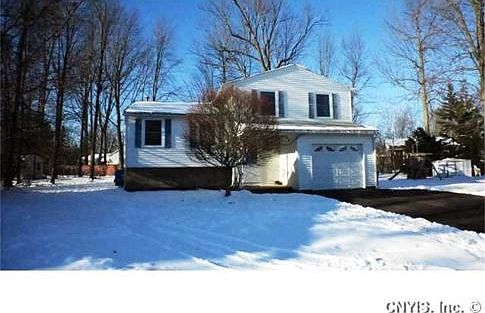 1st image of 110 Cottage Grove Dr