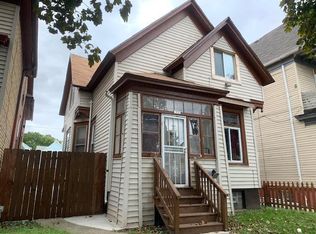 1551 S 15th St, Milwaukee, WI 53204