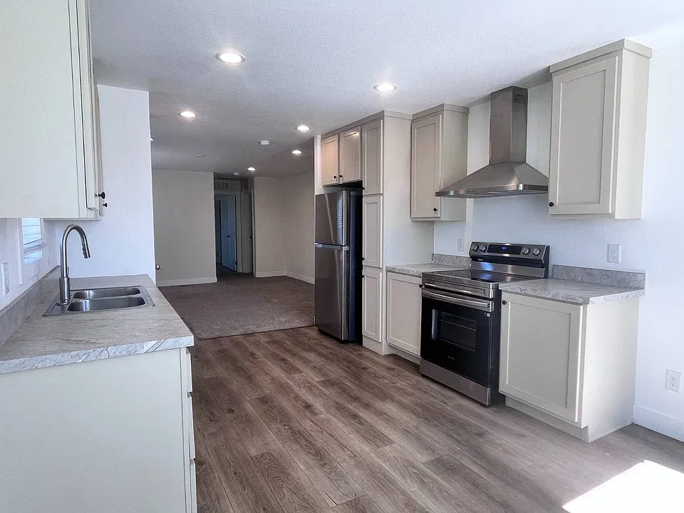 1409 N French St #36
