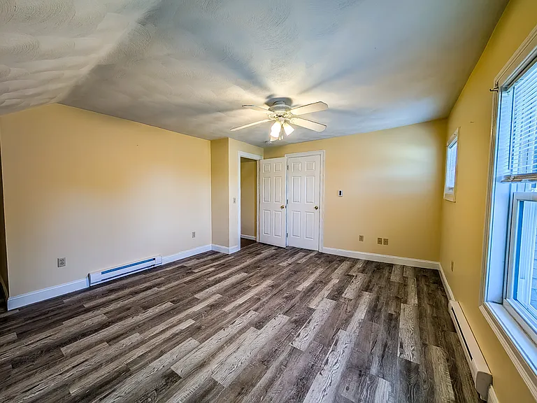 432 Fairview Ave #B — Photo 16