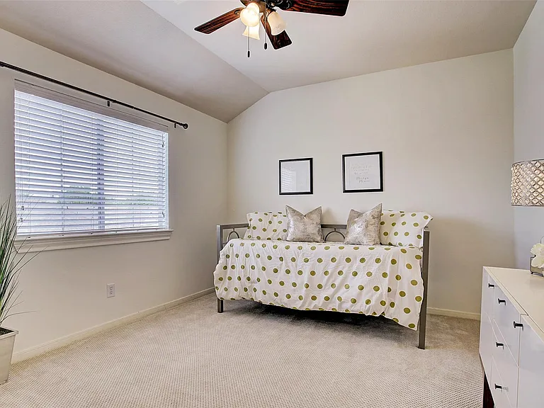 5806 Kansas St #B — Photo 19
