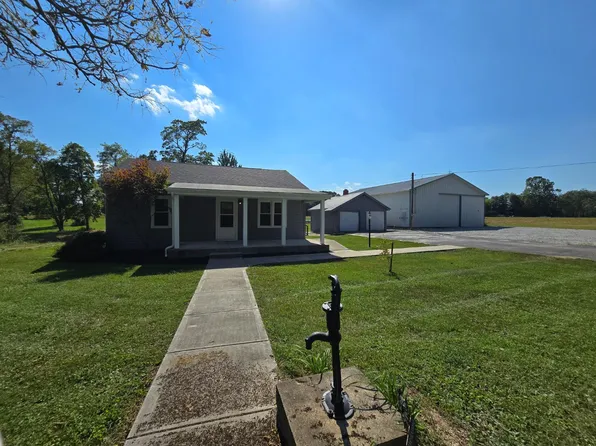 12575 Chesterville Rd, Moores Hill, IN 47032