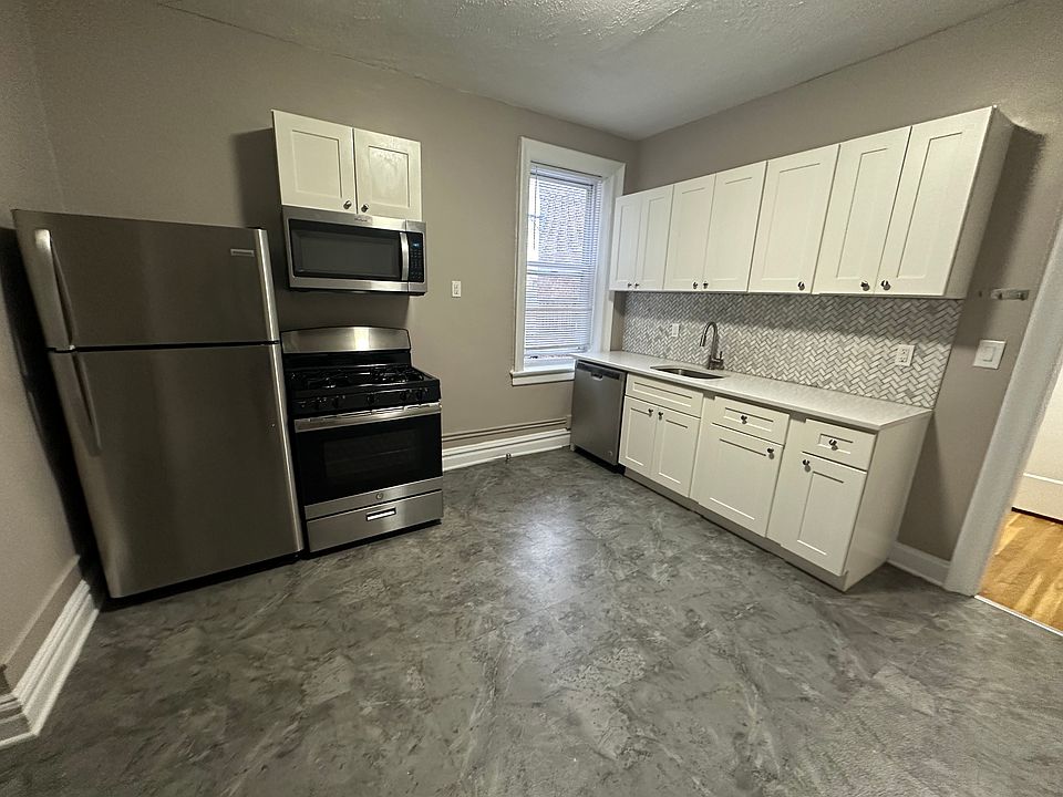 1st image of 257 Grant Ave #D88