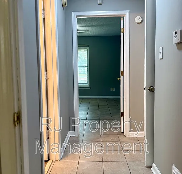 4521 Stony Point Dr — Photo 24
