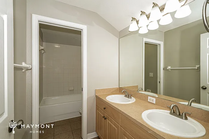 8797 Southern Charm Cir — Photo 14