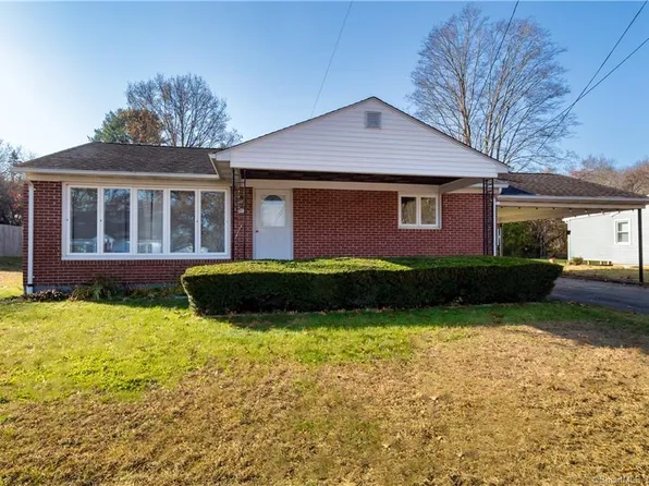 61 Mckenna Avenue, Griswold, CT 06351