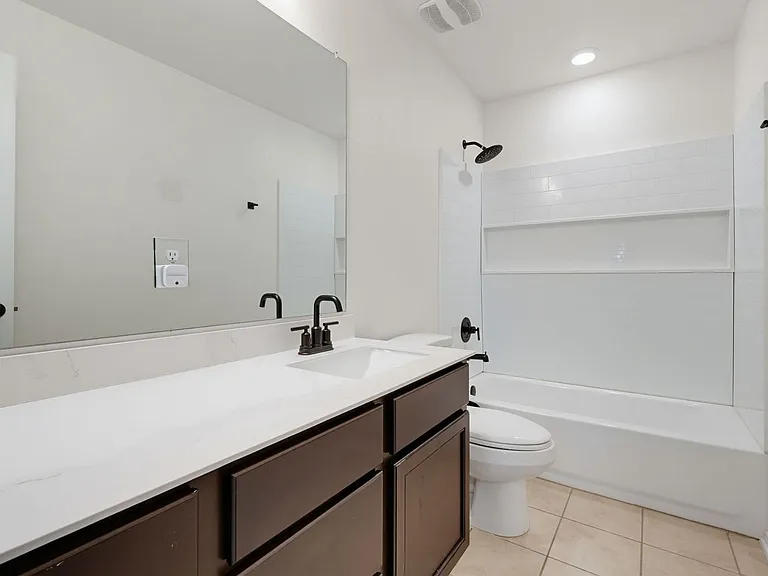 1309 Long Creek Ln — Photo 15
