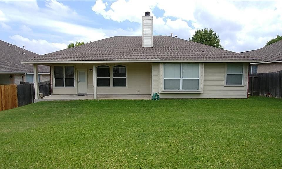 1st image of 19909 Canterwood Ln