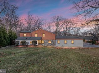 370 Marple Rd, Broomall, PA 19008