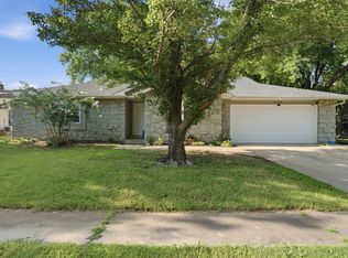 5318 Redbud Dr, Sand Springs, OK 74063