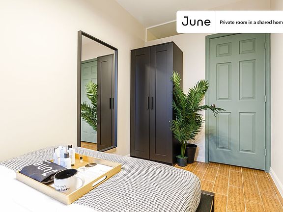 2nd image of 7 Eldridge St #5R-A