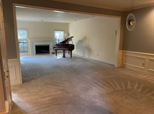 12437 Montego Plz, Dallas, TX 75230