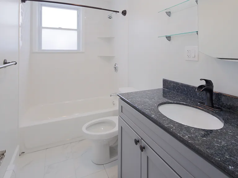 259 Calvary St #1 — Photo 20