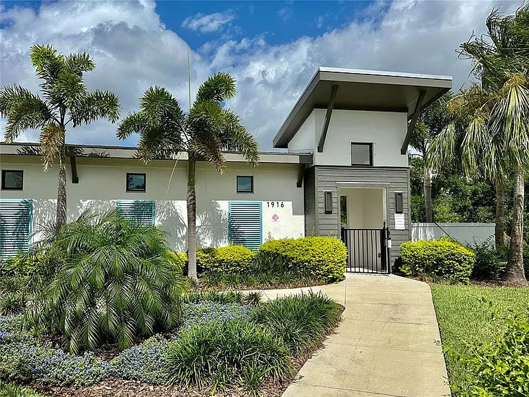1841 Pleasant Maple Ct — Photo 27