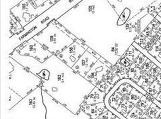 18 Farmington Rd, Rochester, NH 03867