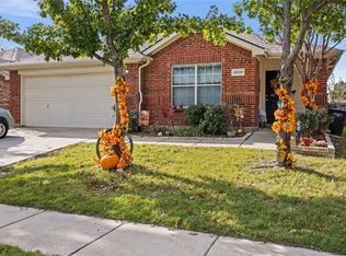 12113 Angel Food Ln, Fort Worth, TX 76244
