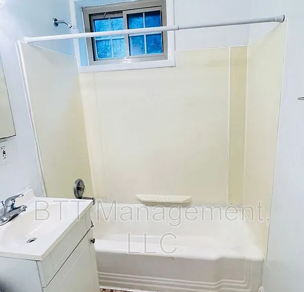 8717 Plymouth St #4 — Photo 25