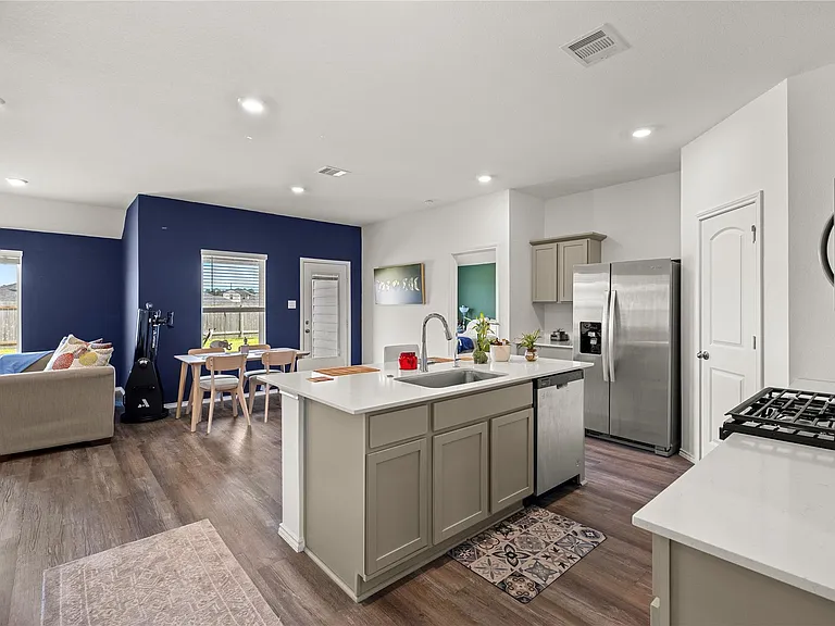 15726 Majestic Evergreen Way — Photo 7