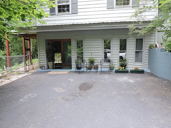 2nd image of 6032 Tazewell Pike