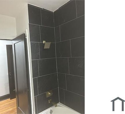 5th image of 8017 S Carpenter St #3S