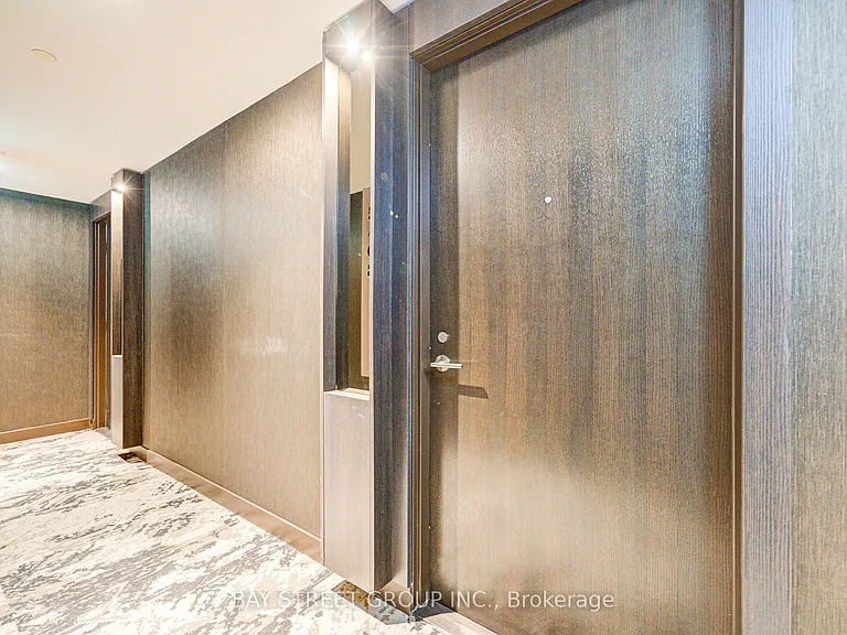 11 Yorkville Ave #5408 — Photo 3