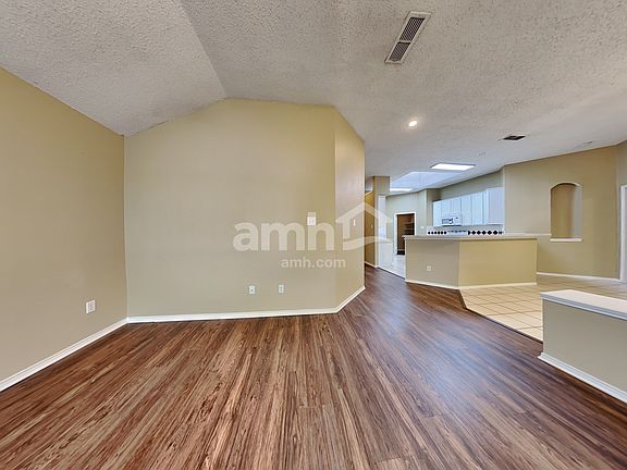 5th image of 8391 Muirwood Trl