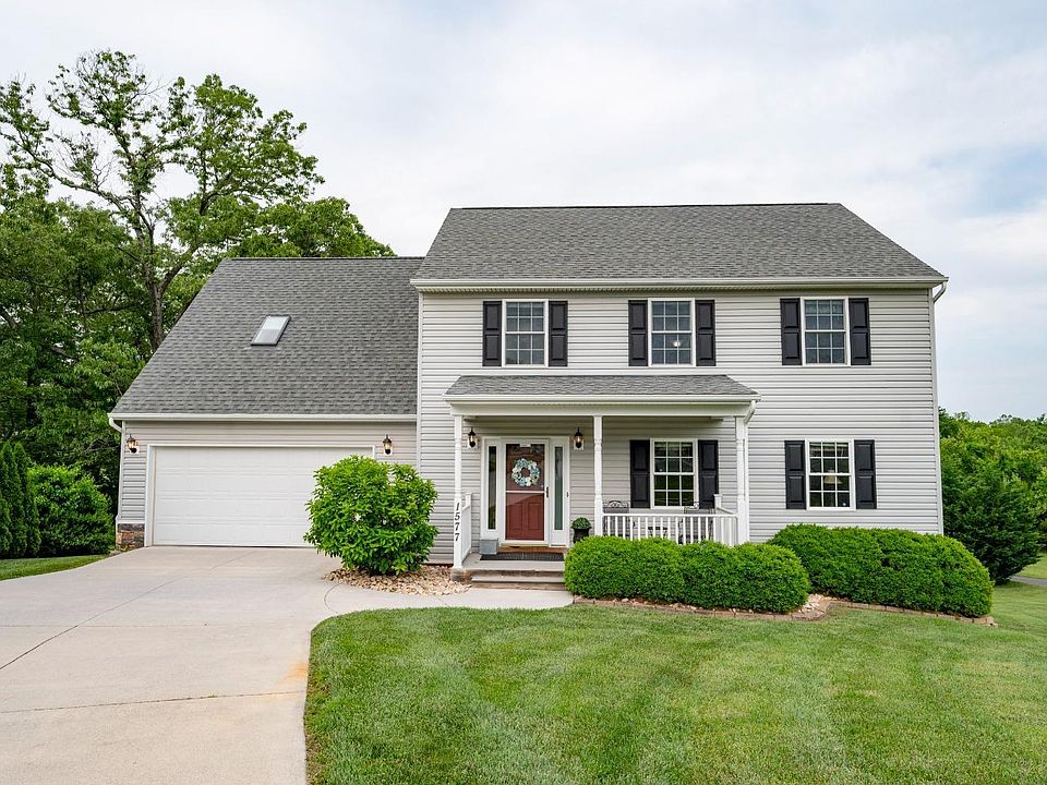 1st image of 1577 Village Ct