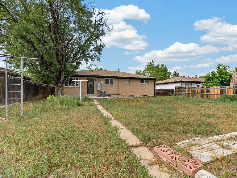1206 W 6th Ave — Photo 18