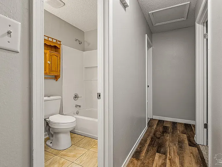 7056 Santa Barbara St — Photo 16