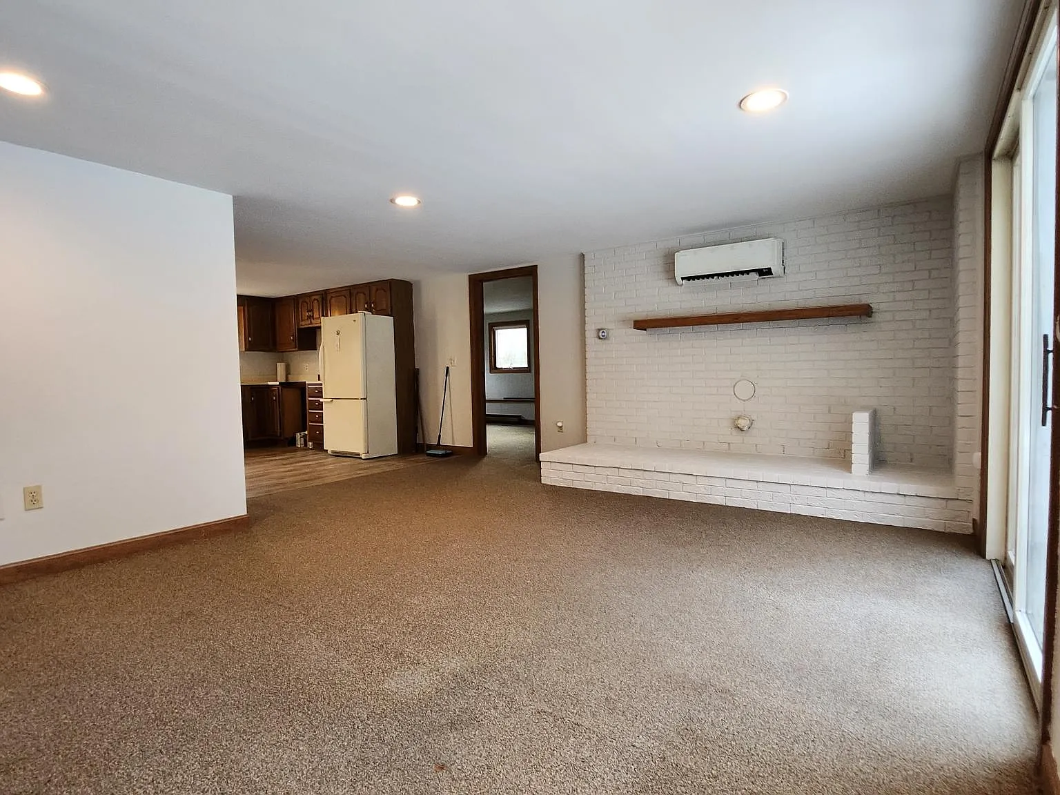 1 bed, 750 sqft, $2,200 — Photo 4