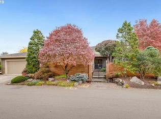 32330 SW Arbor Lake Dr, Wilsonville, OR 97070