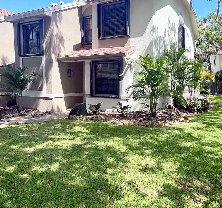 235 City View Dr