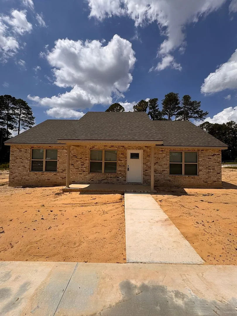 3 Bed 2 Bath New Construction Brick Home — Photo 1