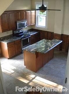 4th image of 167 N Sandusky St