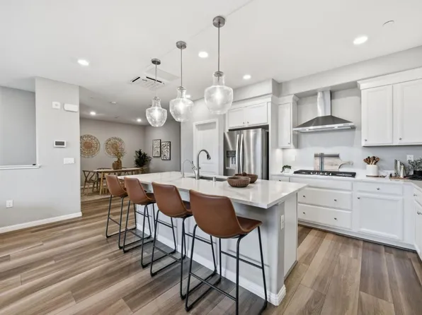 6809 Canine Ct, San Jose, CA 95119