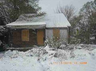 13455 Dwyer St, Hamtramck, MI 48212