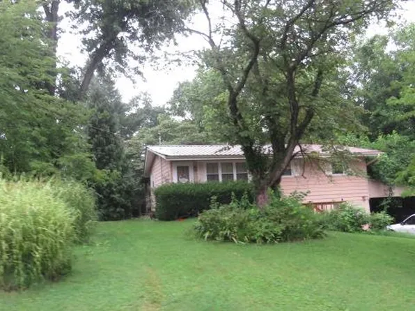 1609 California Ave, Collinsville, IL 62234