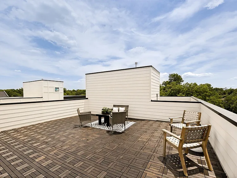 5633 Live Oak St #103 — Photo 21