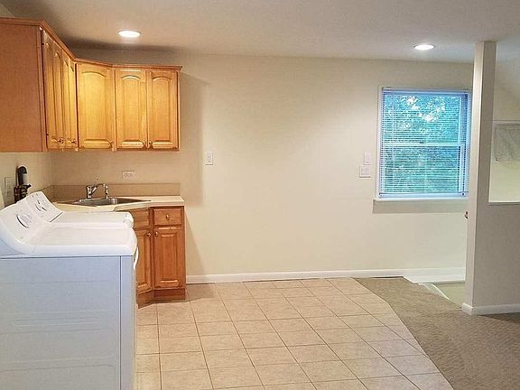 2nd image of 1234 Saxon Ave