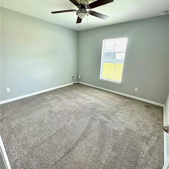1424 NW 4th St — Photo 15