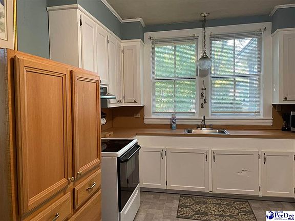 2nd image of 414 Kershaw St