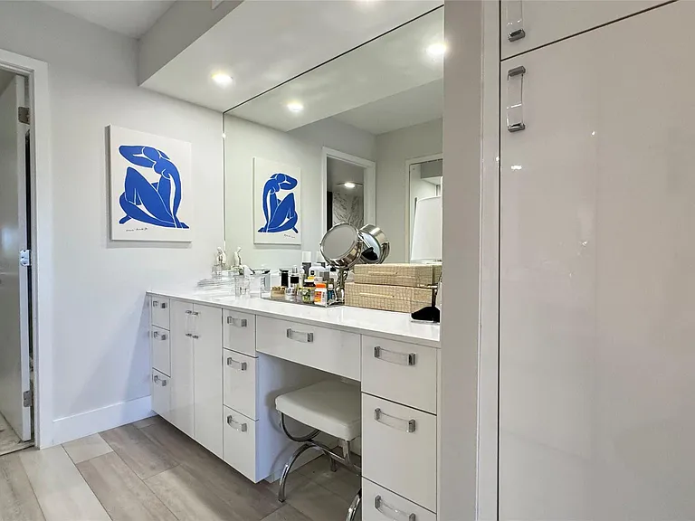 5100 N Ocean Blvd #313 — Photo 8
